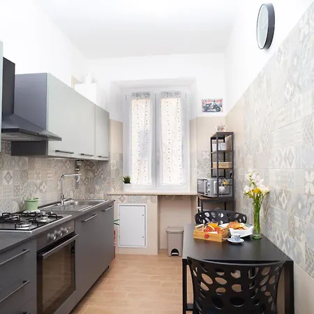 Comfort And Metro 2 Steps Away, Perfect For 3 Guests Apartamento Roma