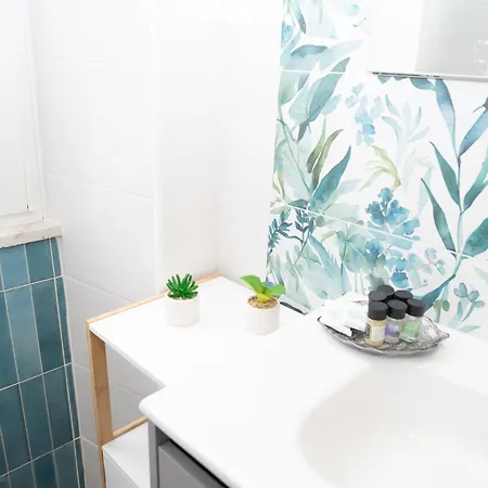 Apartamento Comfort And Metro 2 Steps Away, Perfect For 3 Guests